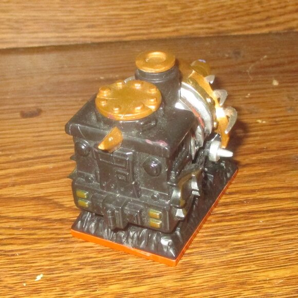 Nightmare Express from Skylanders Trap Team Figures (Series 4) - Picture 4 of 4